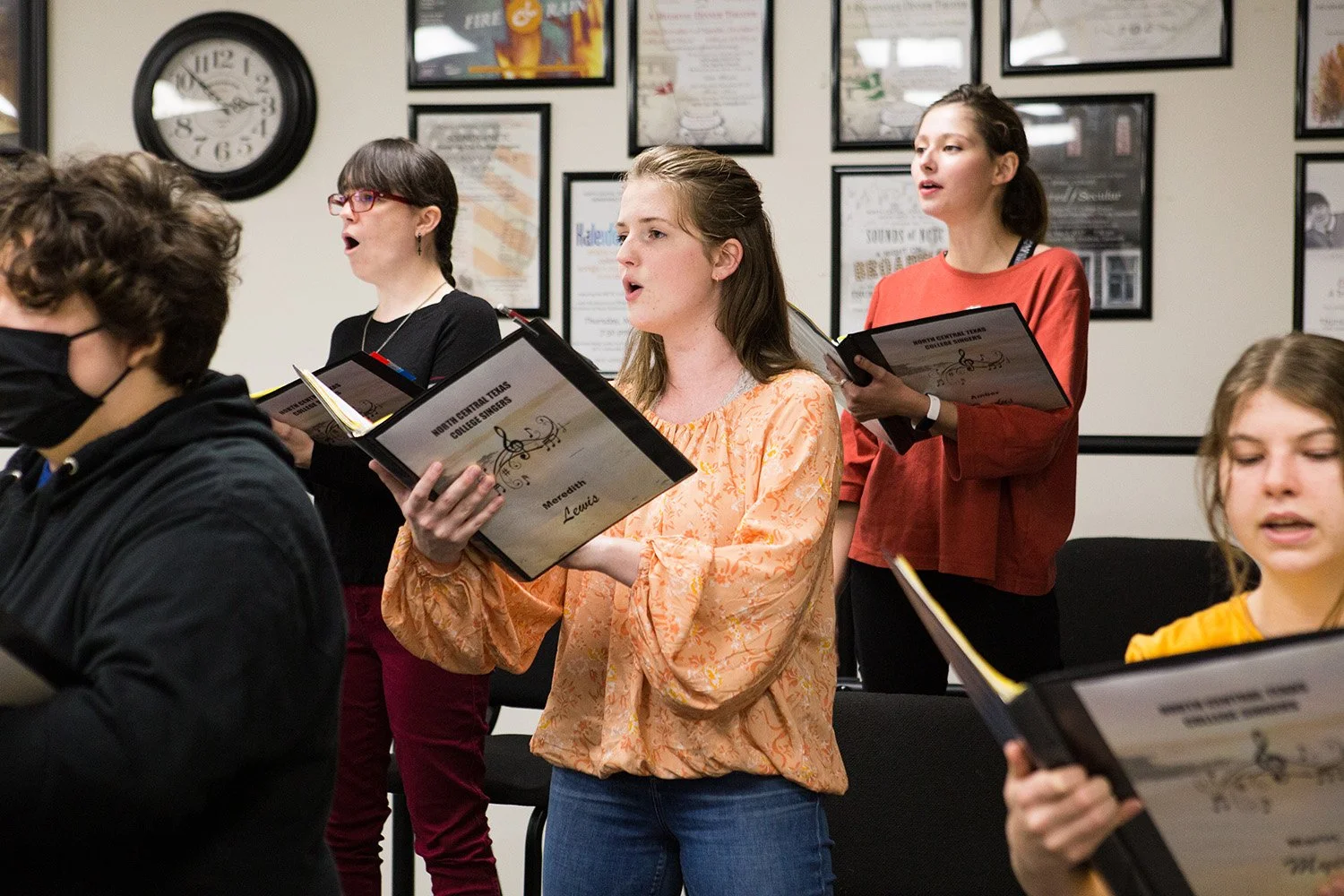 choir-ensemble-college-singers